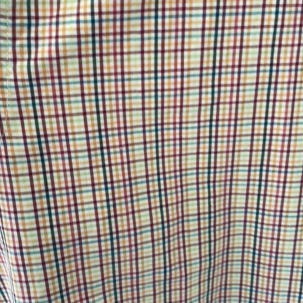Button down - Picture 2 of 2
